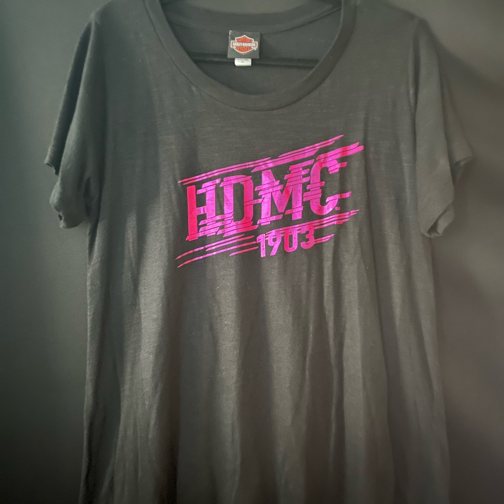 Harley-Davidson Black Tee with Red Logo